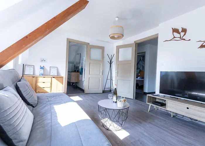 Nid Douillet En Alsace, Pros Et Familles Daire Thann